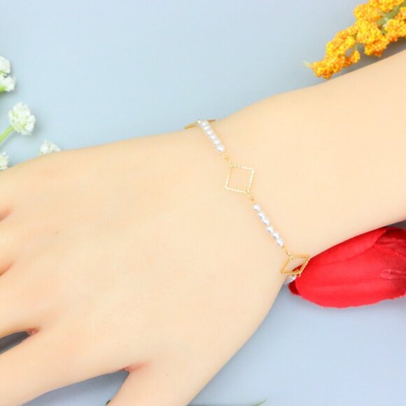 "Elegant & Trendy Bracelet, A Perfect Gift for Women, Thoughtful, EVCH1794 - Picture 8 of 10